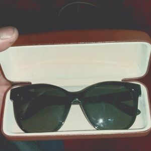 Woman Saint Laurent sunglasses 2022 style